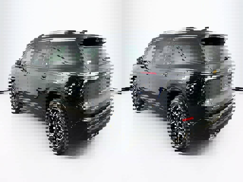 Used 2026 Chevrolet Traverse High Country w/ LPO, Floor Liner Package image 3