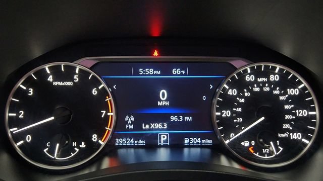 Used 2025 Nissan Altima 2.5 SV FWD image 10