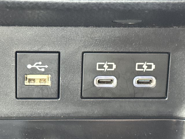 Used 2025 Toyota Camry LE FWD image 22