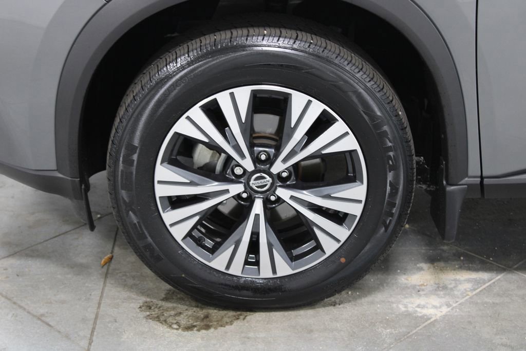 Used 2021 Nissan Rogue SV FWD image 17