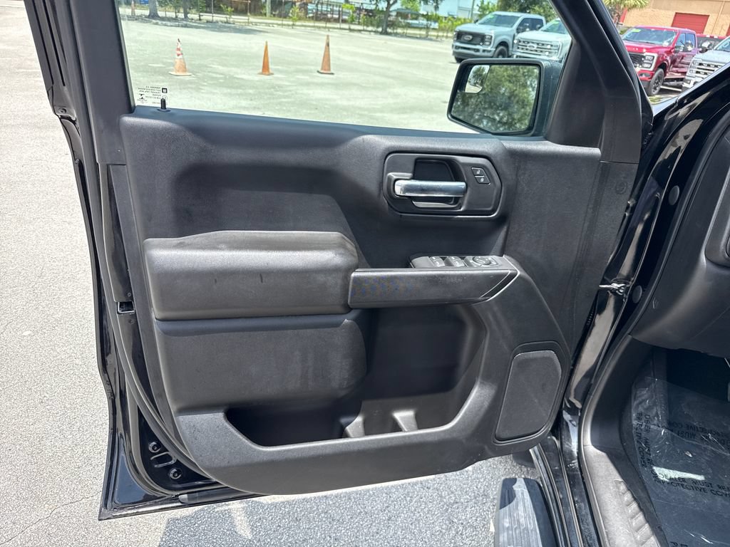 Used 2021 Chevrolet Silverado 1500 Custom RWD image 13