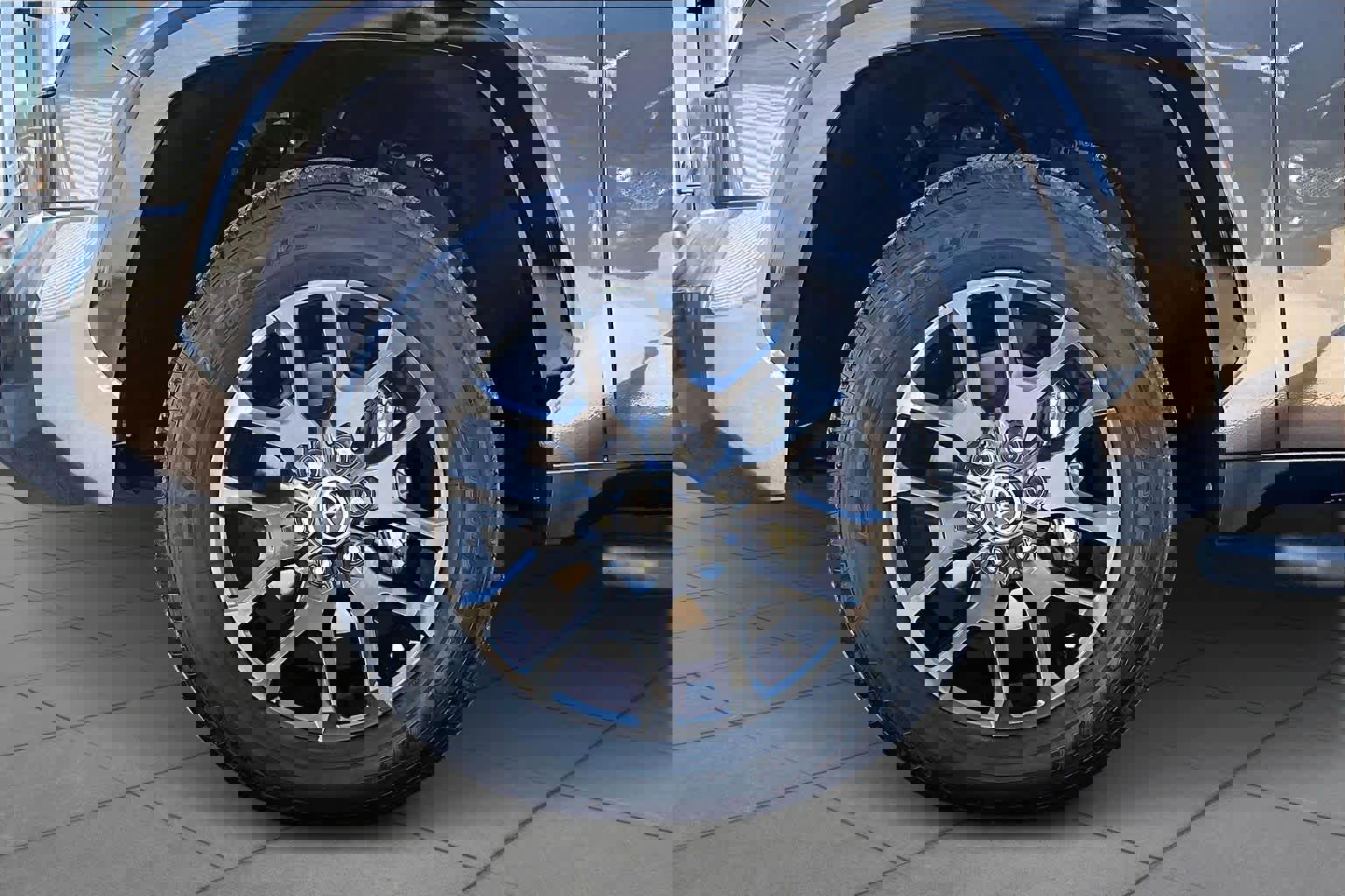 Used 2023 Toyota Tundra Platinum image 10