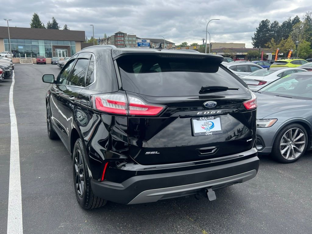 Certified 2024 Ford Edge SEL w/ Convenience Package AWD/4WD image 9