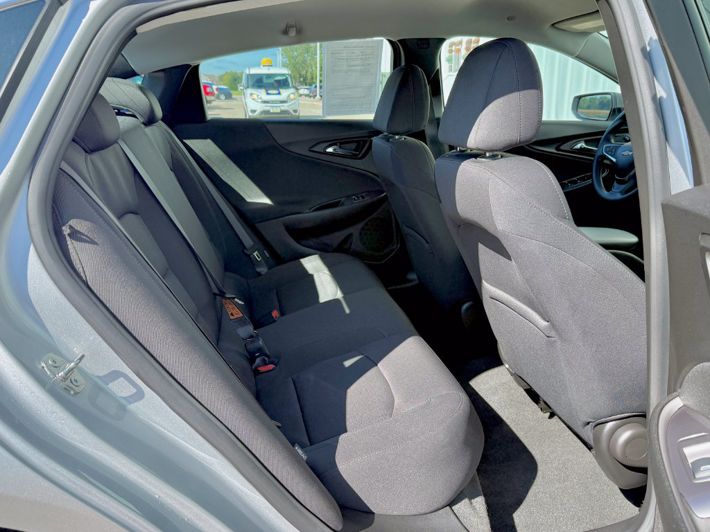 Used 2020 Chevrolet Malibu LS FWD image 17