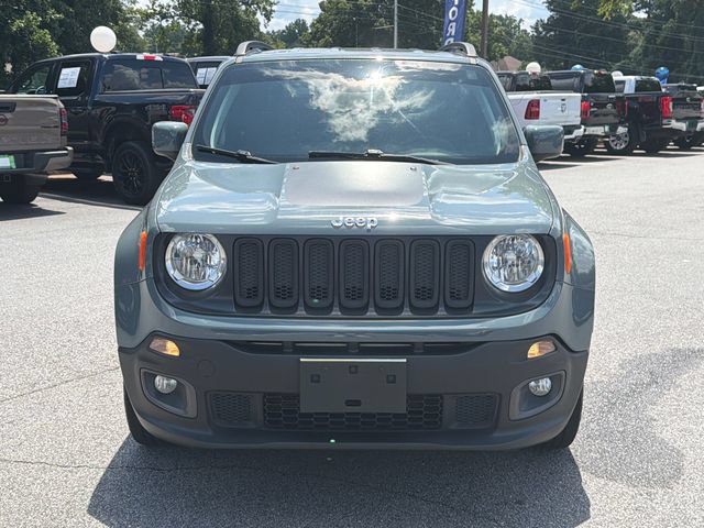 Used 2018 Jeep Renegade Latitude FWD image 2