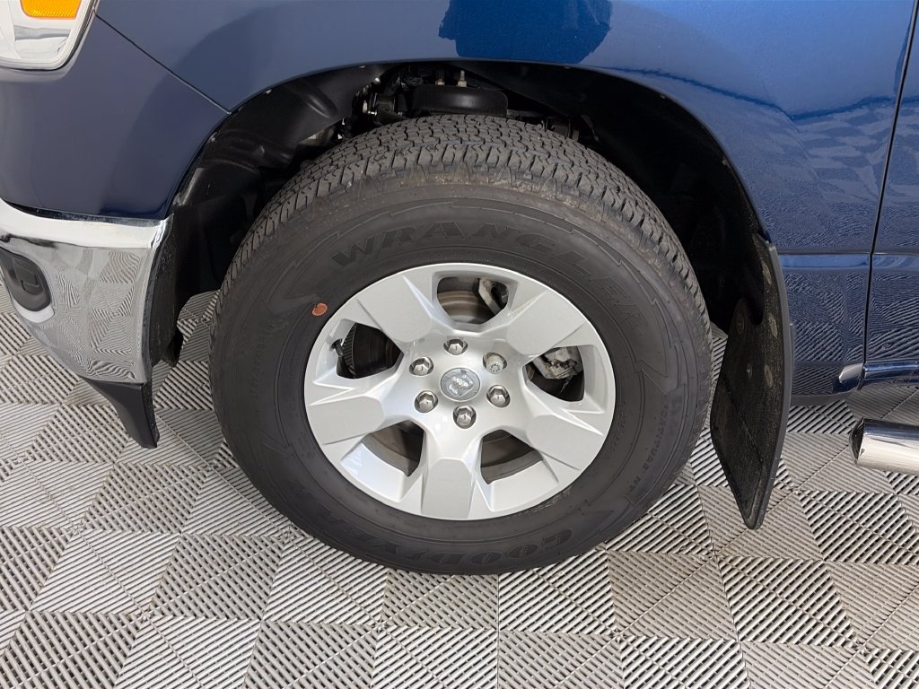 Used 2022 RAM 1500 Big Horn AWD/4WD image 8
