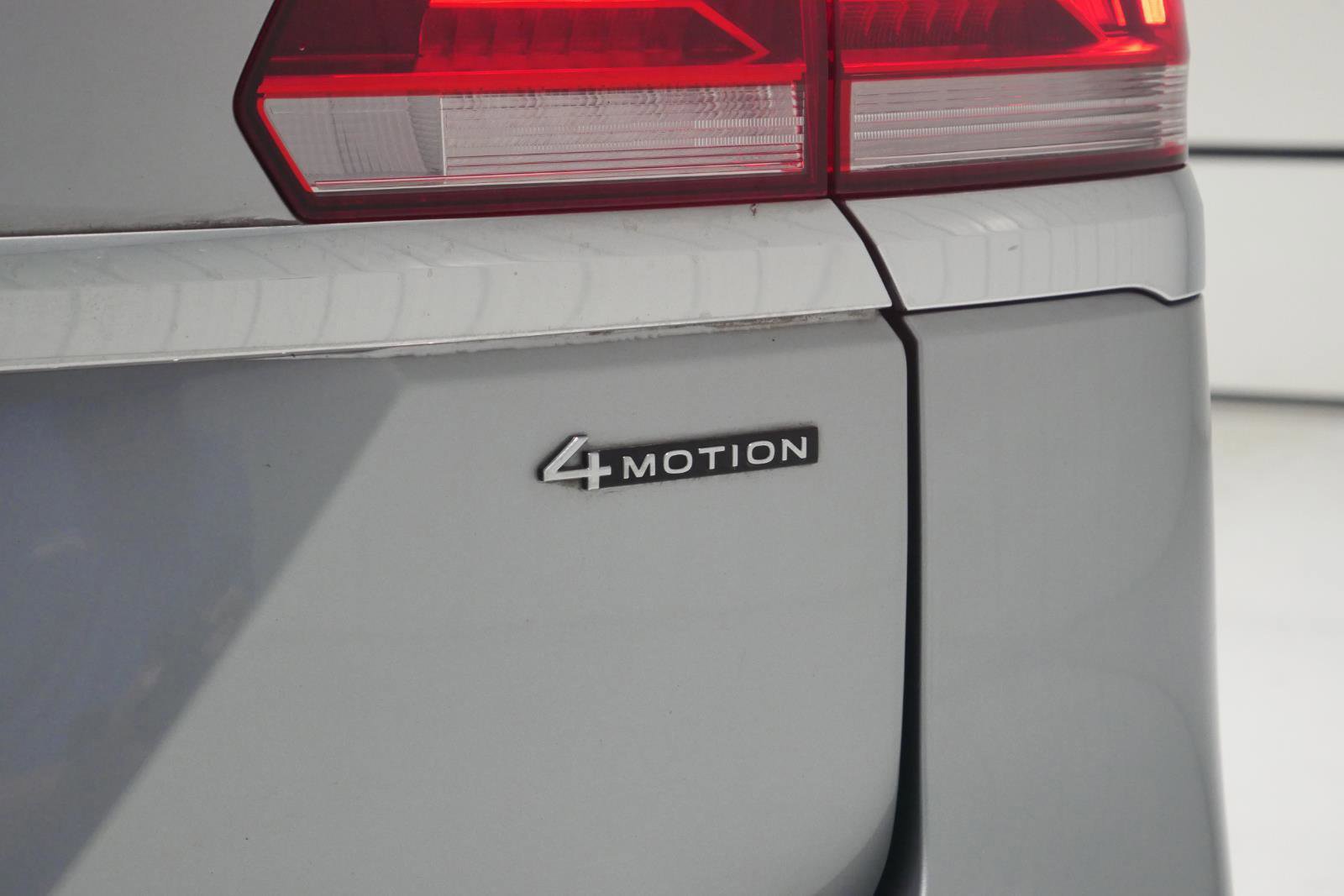 Used 2023 Volkswagen Atlas SE image 28