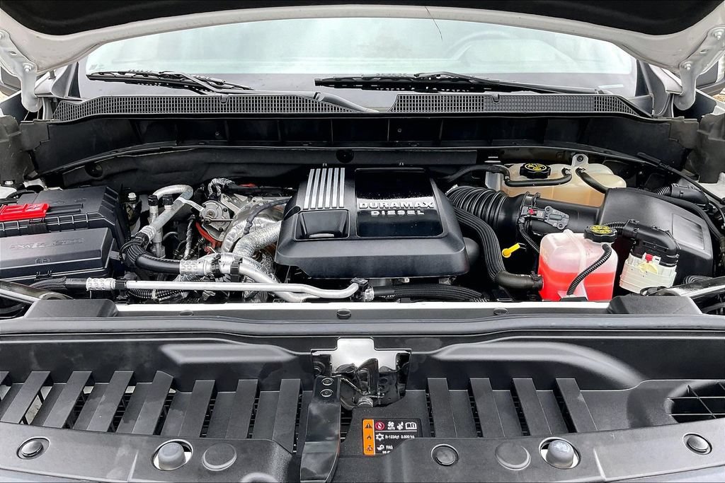 Used 2024 Chevrolet Silverado 1500 LTZ w/ LPO, Dark Essentials Package AWD/4WD image 31