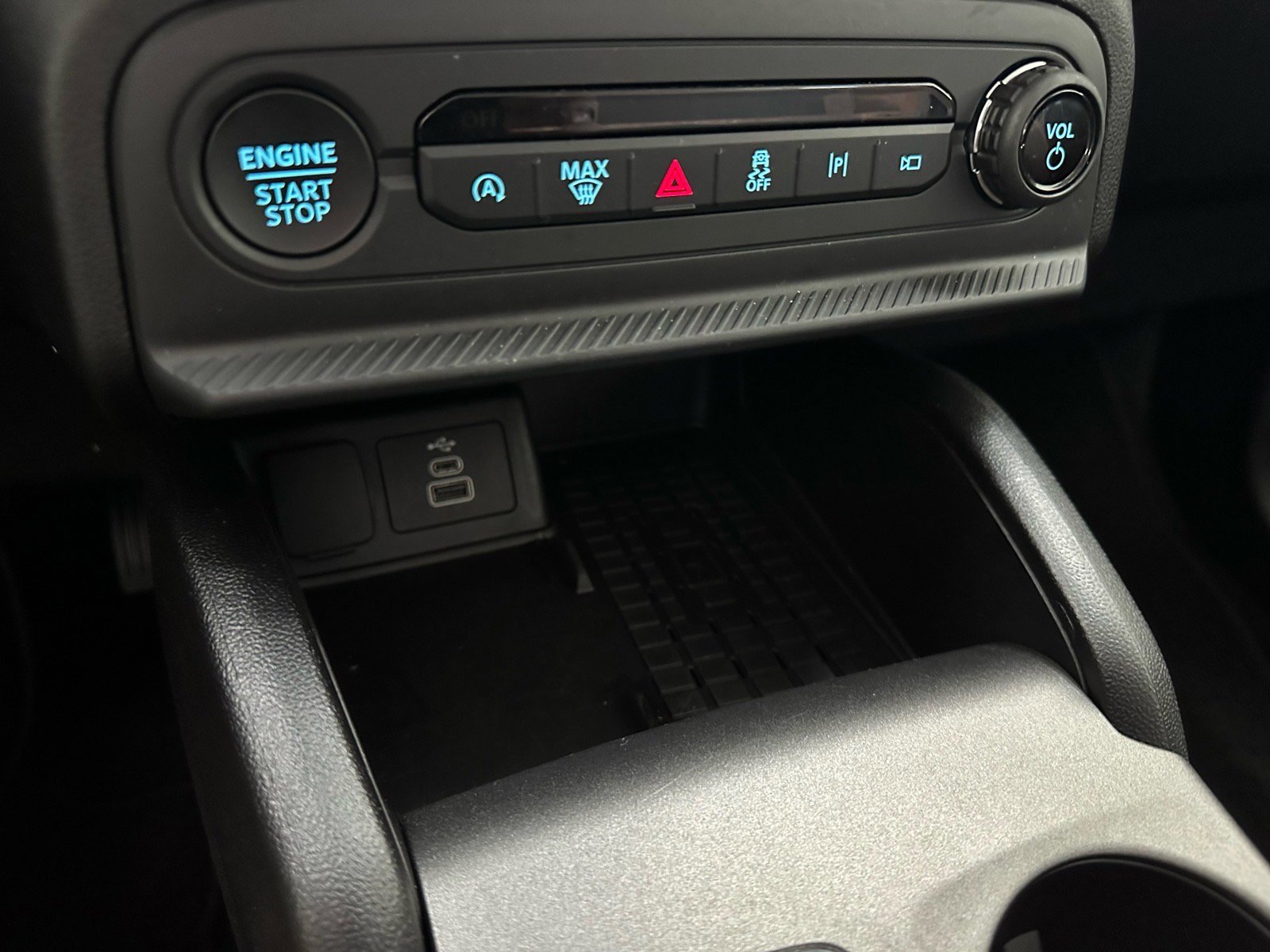 Certified 2025 Ford Bronco Sport Outer Banks w/ Outer Banks Tech Package+ image 36