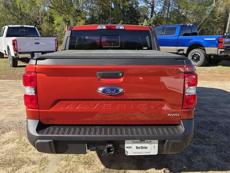 Certified 2024 Ford Maverick Lariat image 4