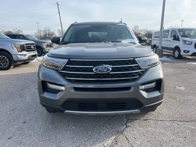 Certified 2022 Ford Explorer XLT w/ Equipment Group 202A image 2