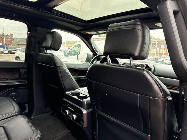 Certified 2020 Ford Expedition Limited w/ Special Edition Package AWD/4WD image 11