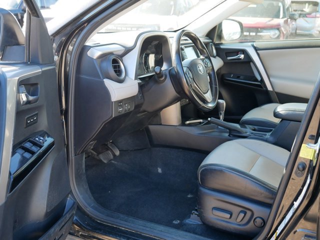 Used 2017 Toyota RAV4 Limited image 11