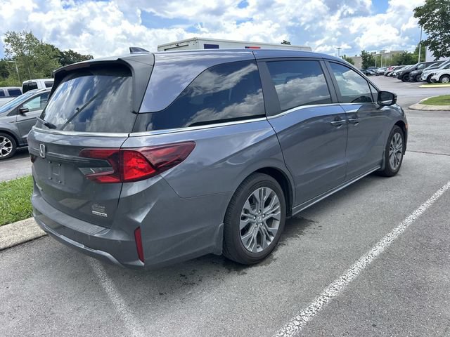 Used 2025 Honda Odyssey Touring image 4
