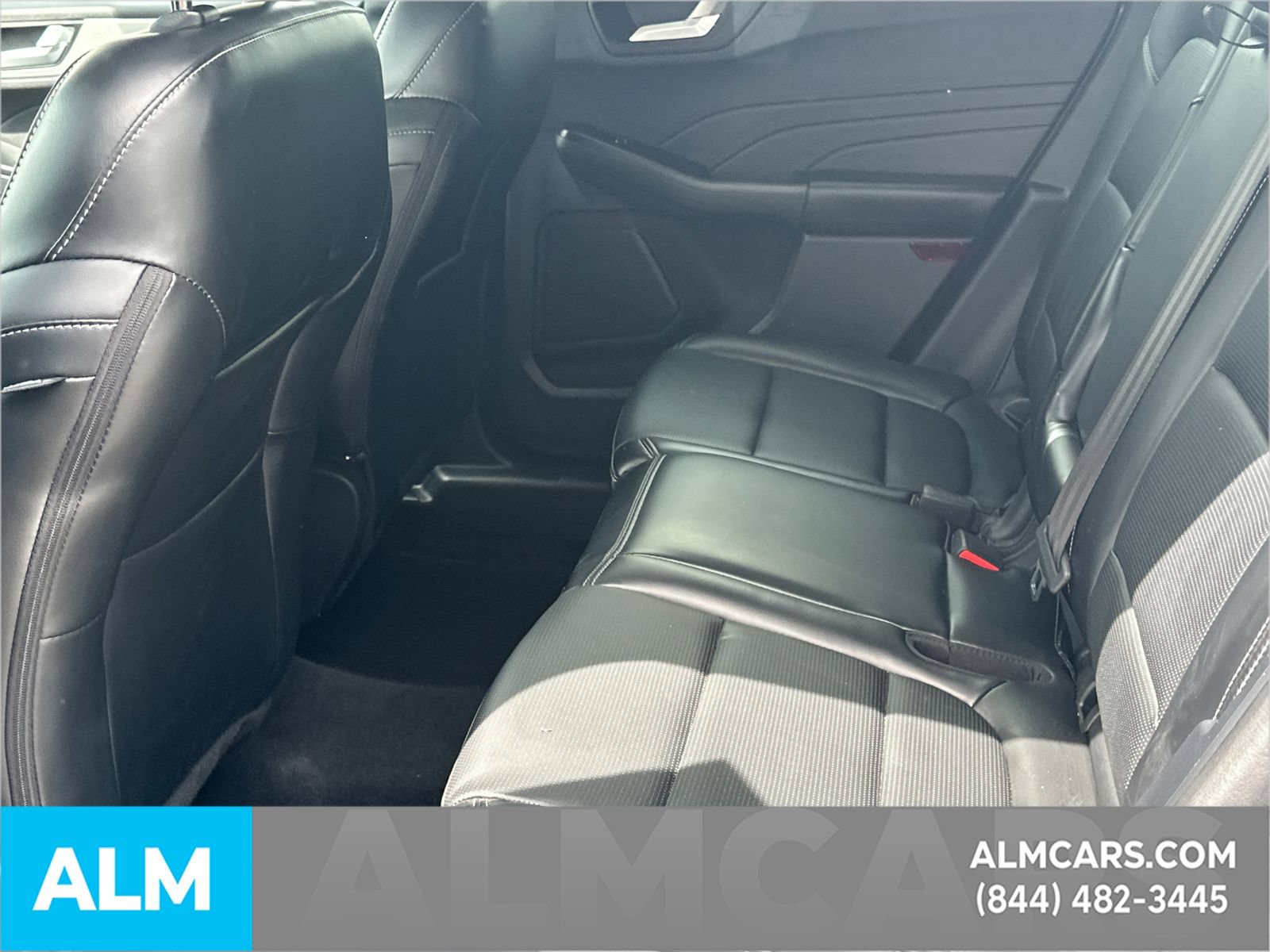 Certified 2025 Ford Escape Platinum AWD/4WD image 24
