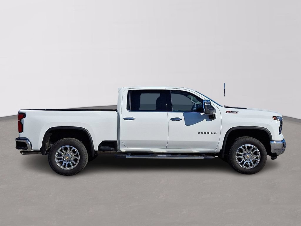 Used 2025 Chevrolet Silverado 2500 LTZ w/ LTZ Premium Package AWD/4WD image 7