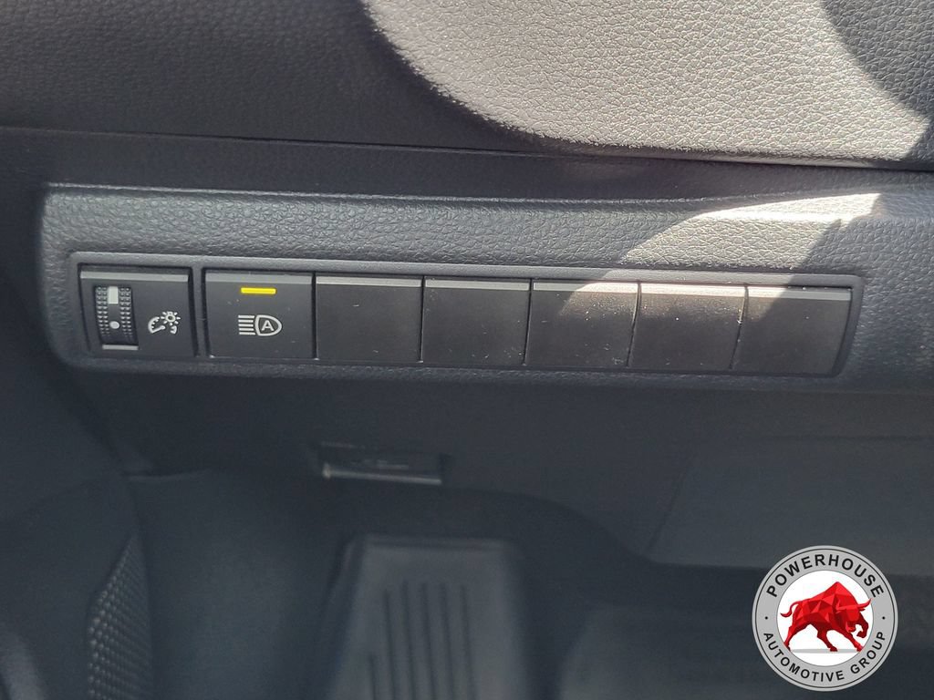Used 2024 Toyota Corolla LE FWD image 25