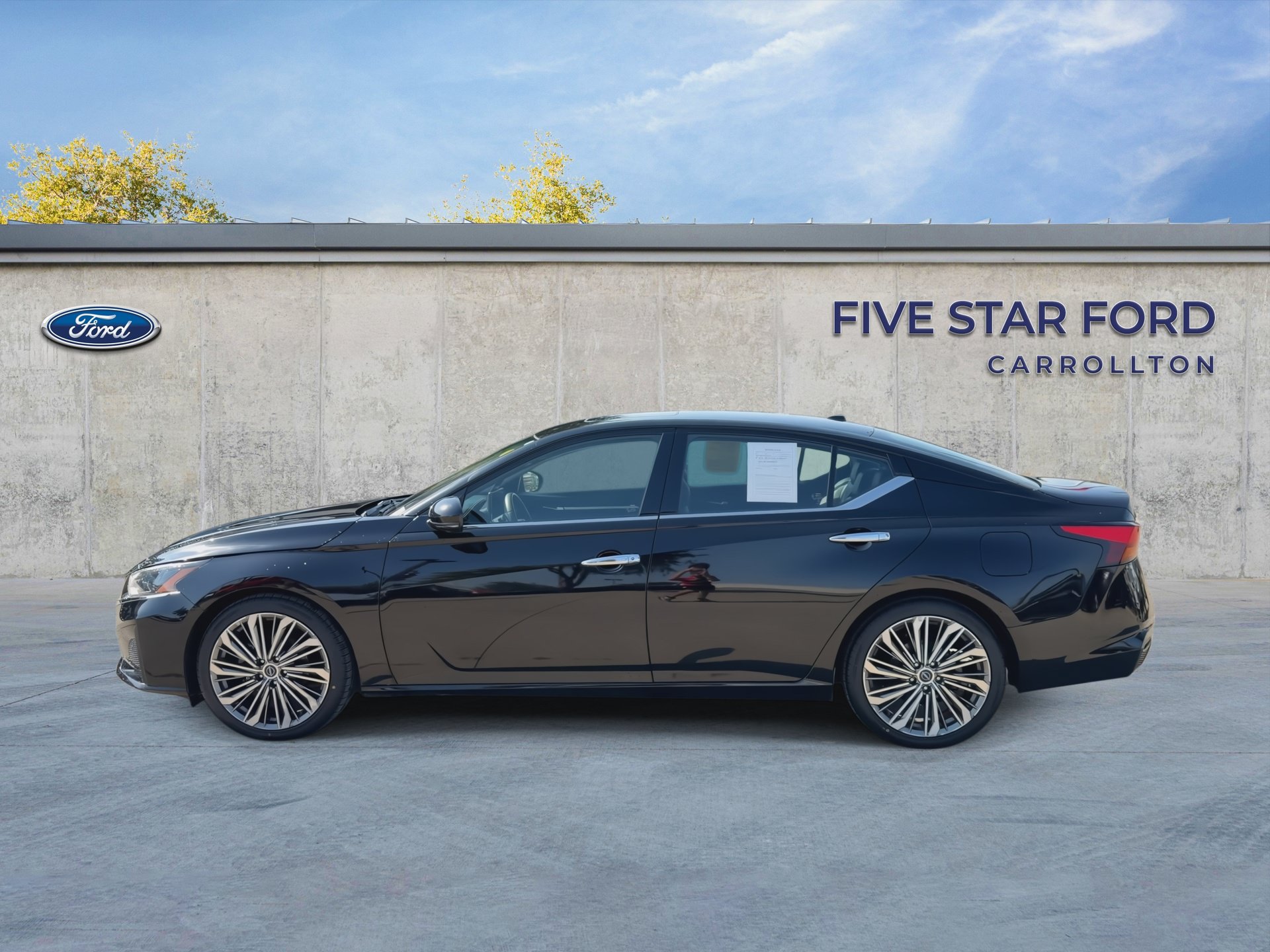 Used 2023 Nissan Altima 2.5 SL FWD image 5