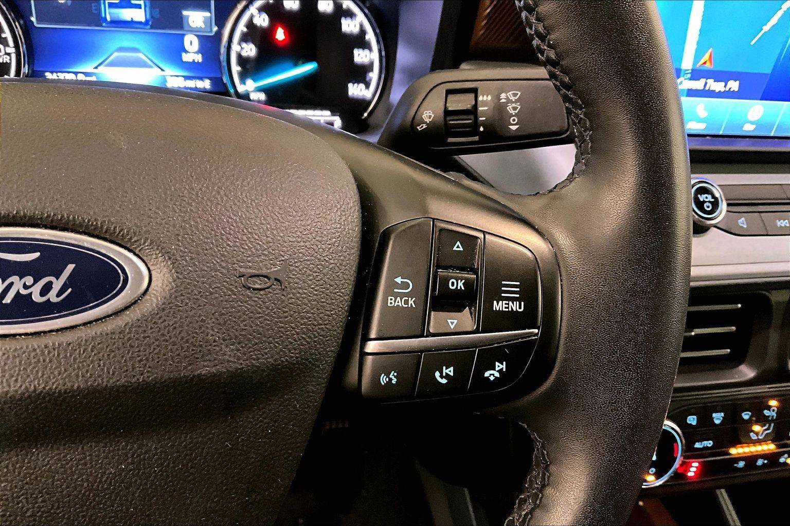 Certified 2024 Ford Maverick Lariat image 18