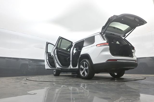 Used 2023 Jeep Grand Cherokee L Limited w/ Luxury Tech Group II image 45