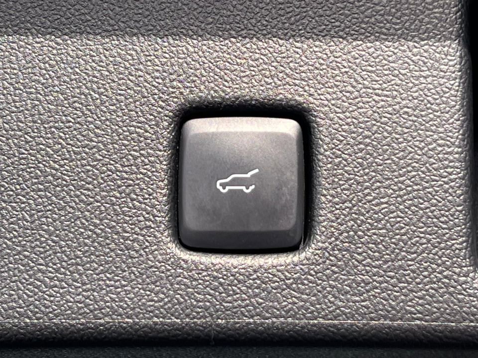 Certified 2023 Ford Escape ST-Line w/ Tech Pack #1 image 38