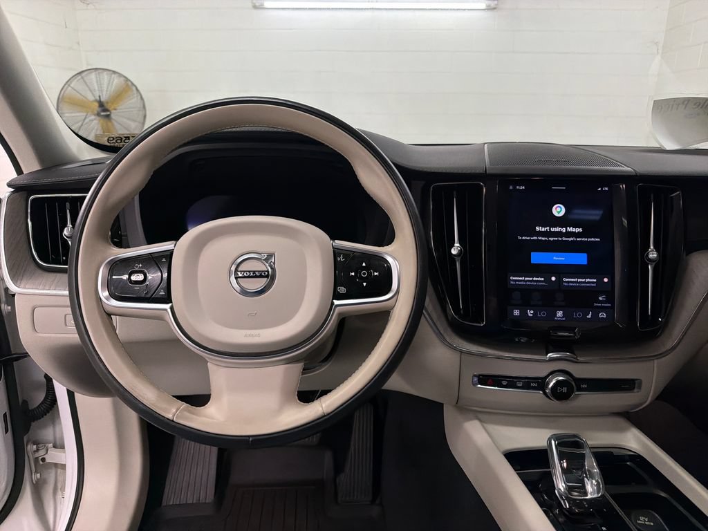 Used 2023 Volvo XC60 B6 Ultimate w/ Protection Package Premier AWD/4WD image 8