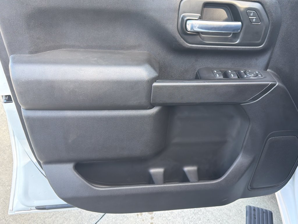 Used 2025 Chevrolet Silverado 2500 W/T AWD/4WD image 15