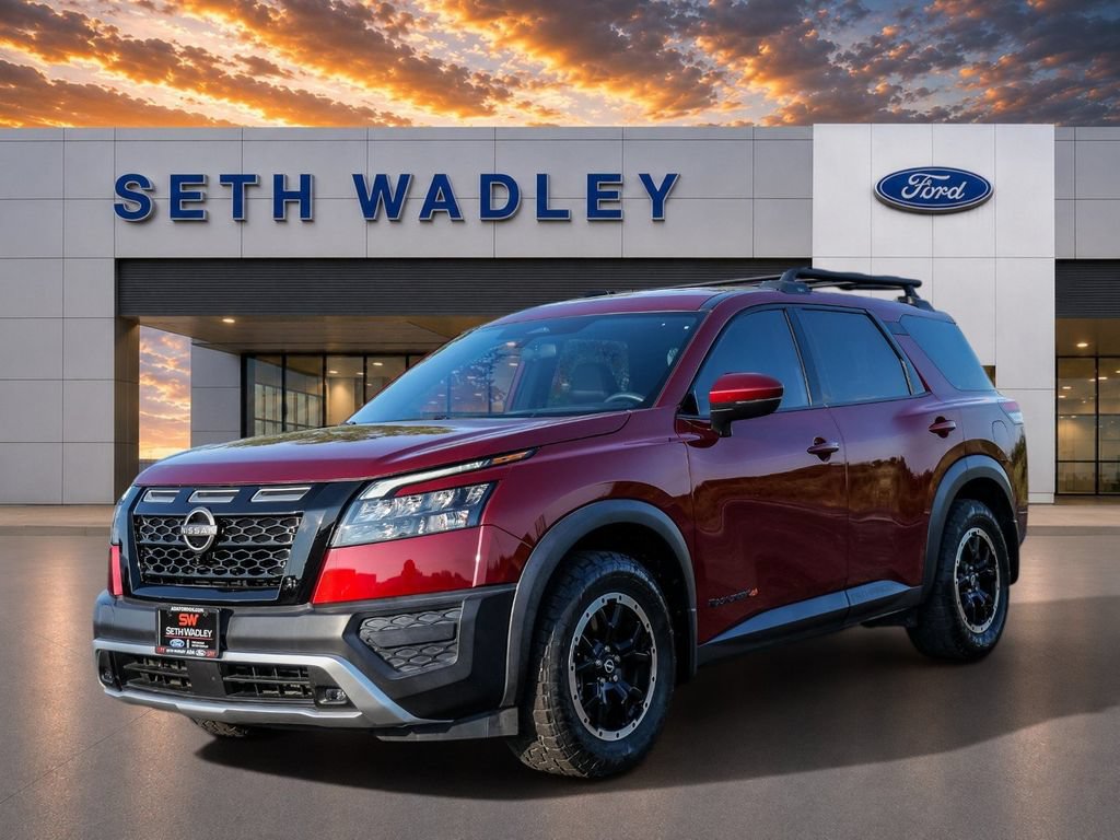 Used 2024 Nissan Pathfinder Rock Creek AWD/4WD image 3