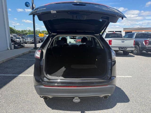 Certified 2017 Ford Edge Titanium w/ Technology Package AWD/4WD image 9
