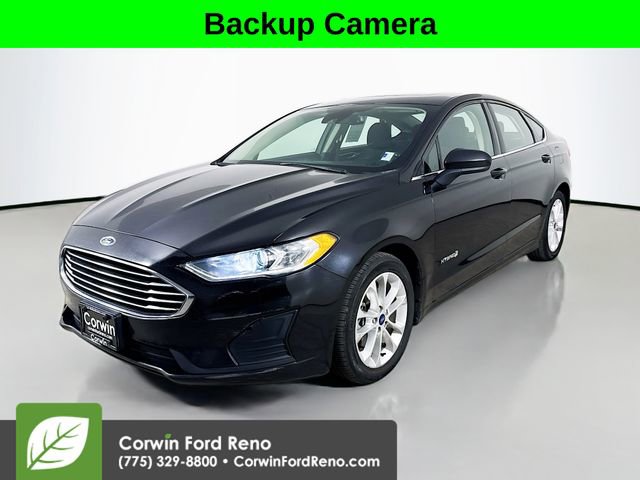 Certified 2019 Ford Fusion SE image 3