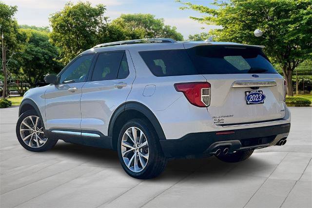Certified 2023 Ford Explorer Platinum w/ Technology Package image 2