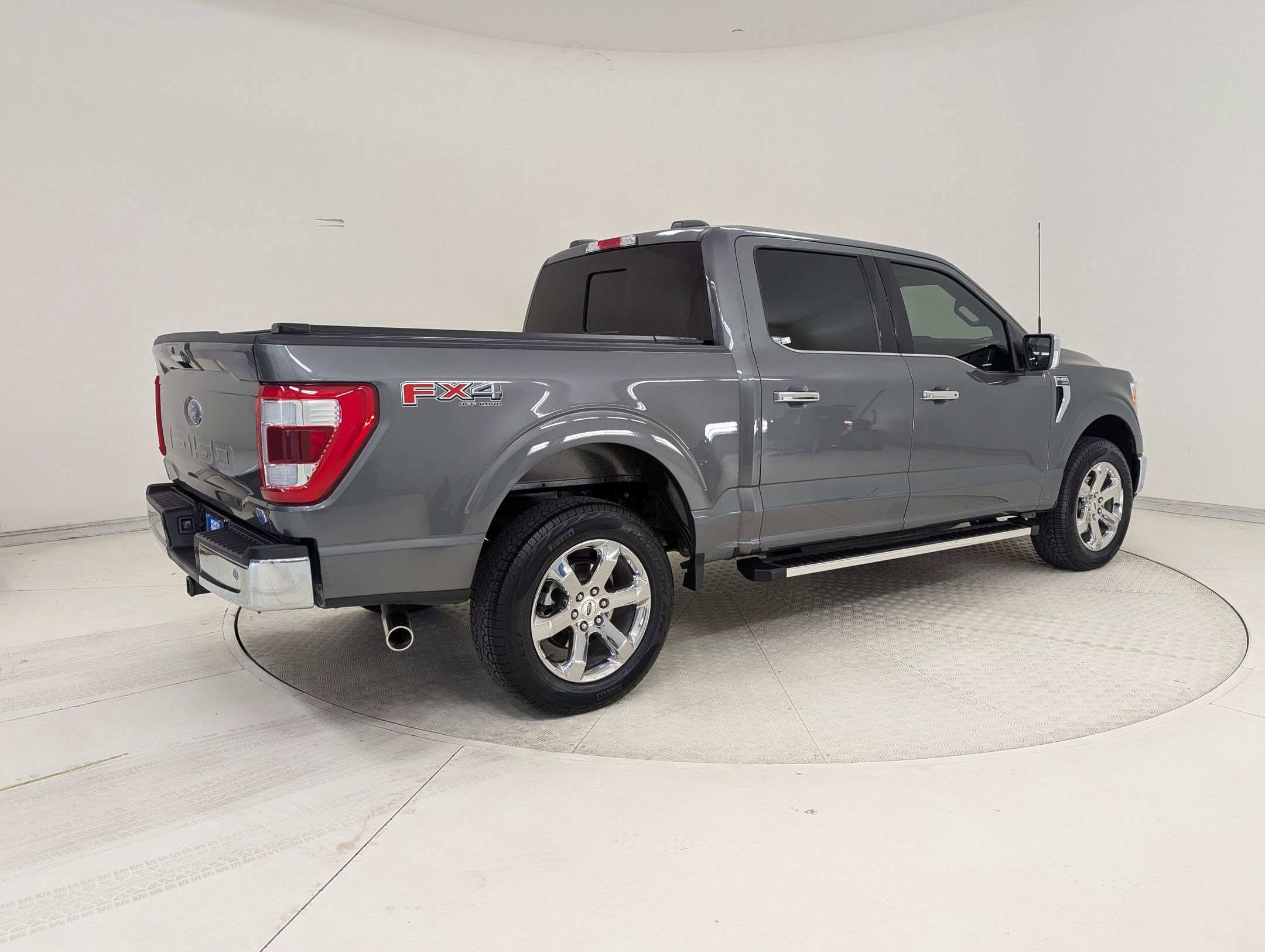 Certified 2023 Ford F150 Lariat w/ FX4 Off-Road Package image 5