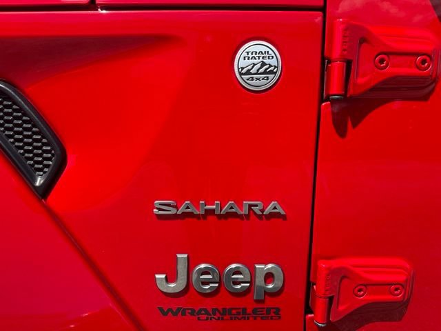 Used 2022 Jeep Wrangler Unlimited Sahara AWD/4WD image 3