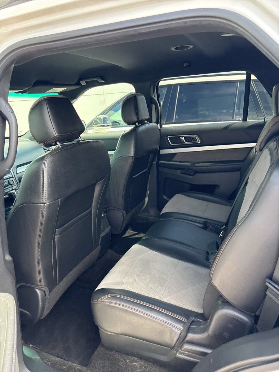 Certified 2017 Ford Explorer XLT w/ Equipment Group 202A FWD image 2
