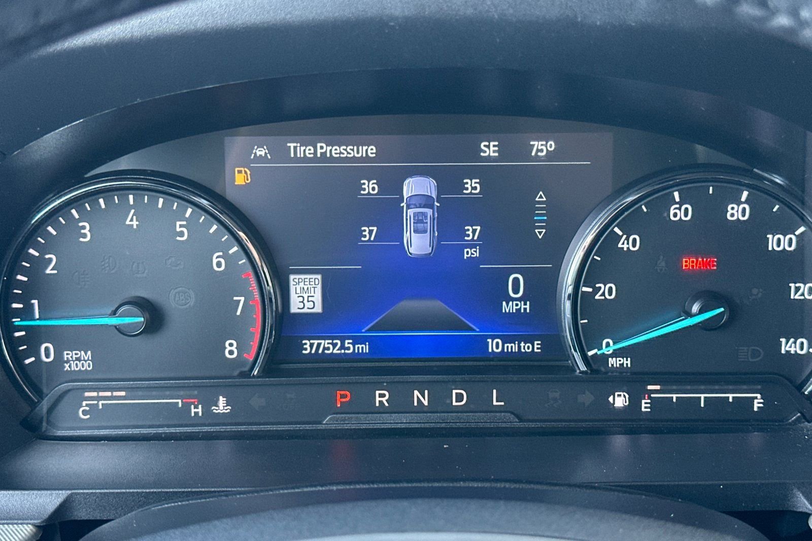 Certified 2022 Ford Explorer XLT w/ Equipment Group 202A image 39