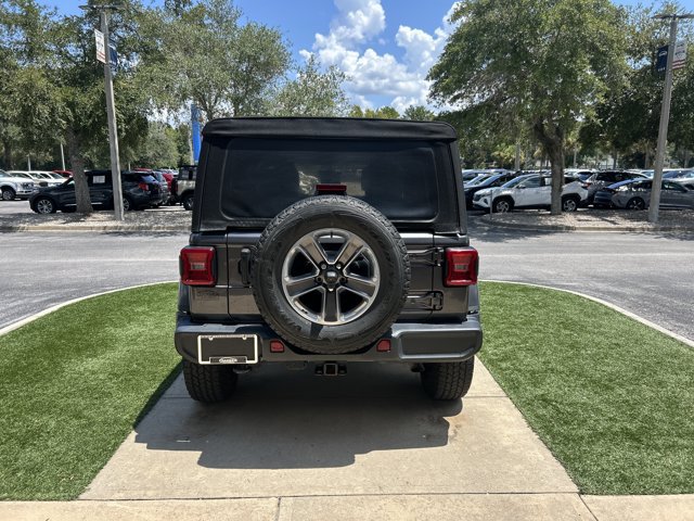 Used 2021 Jeep Wrangler Unlimited Sahara AWD/4WD image 7