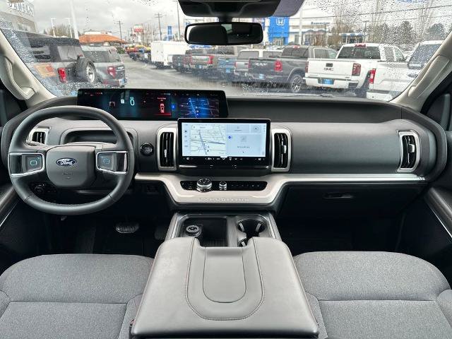 Certified 2025 Ford Expedition Active AWD/4WD image 16
