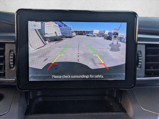 Certified 2022 Ford Explorer XLT w/ Equipment Group 202A RWD image 14