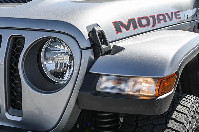 Used 2021 Jeep Gladiator Mojave w/ Trailer Tow Package AWD/4WD image 4