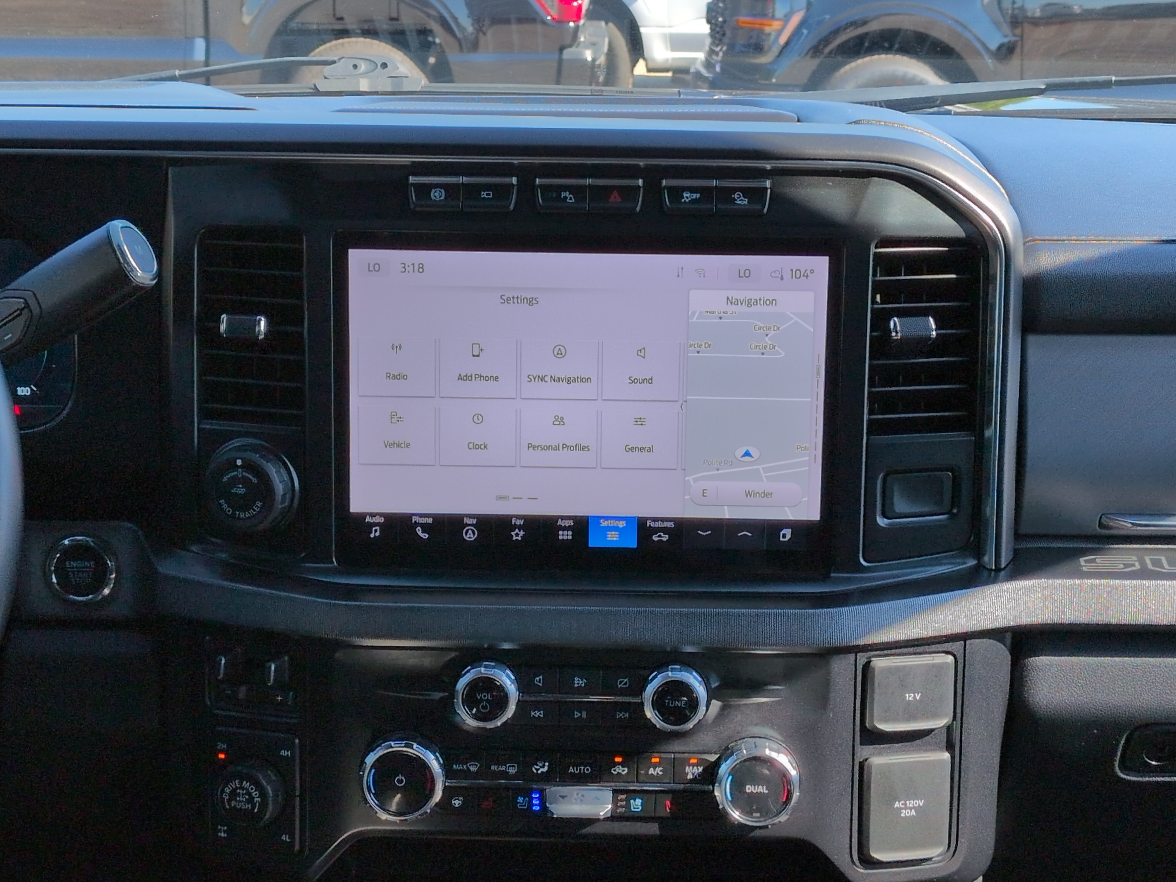 Certified 2024 Ford F250 Platinum w/ Tremor Off-Road Package AWD/4WD image 16