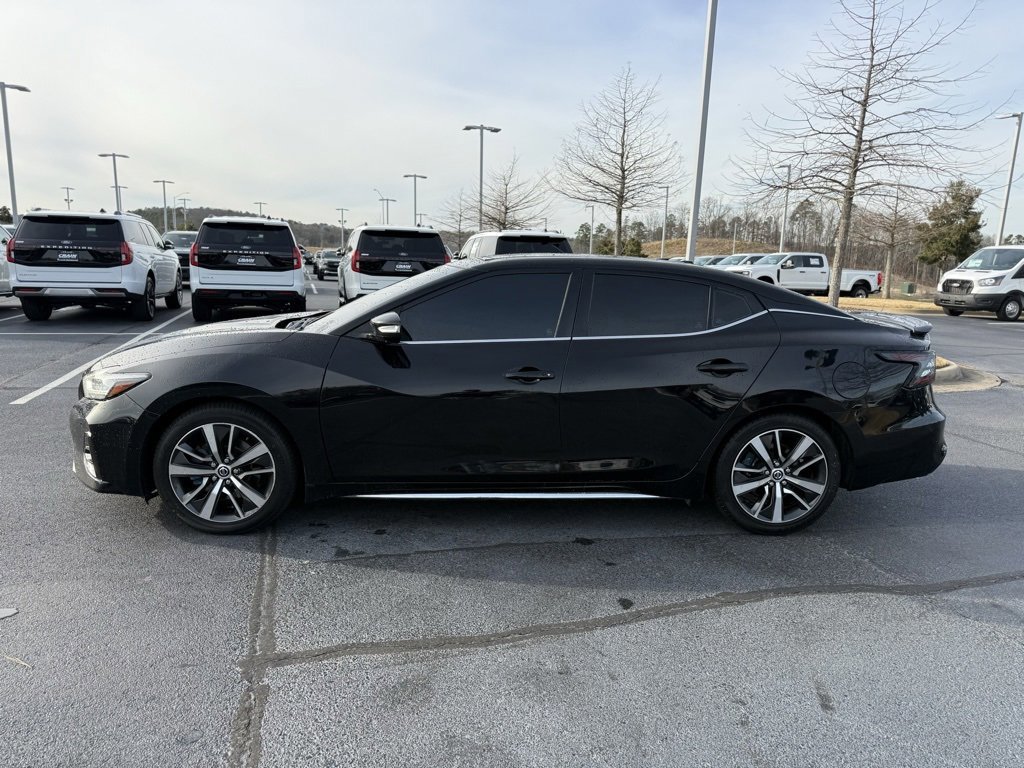 Used 2021 Nissan Maxima SR w/ Sport Mat Group image 2