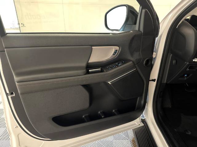 Certified 2025 Ford Expedition Active RWD image 16