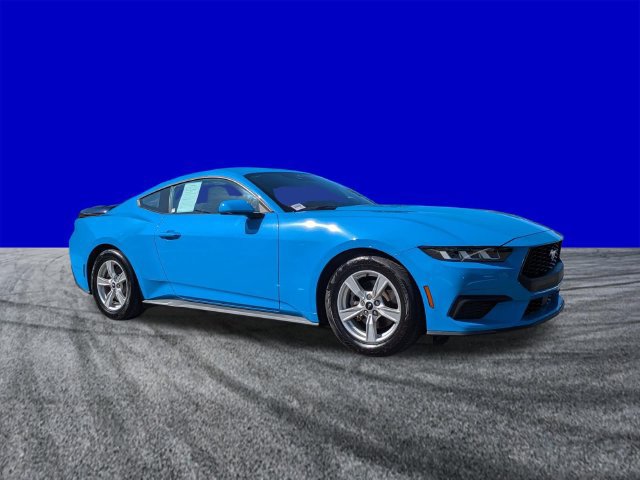 Certified 2024 Ford Mustang Coupe RWD image 2