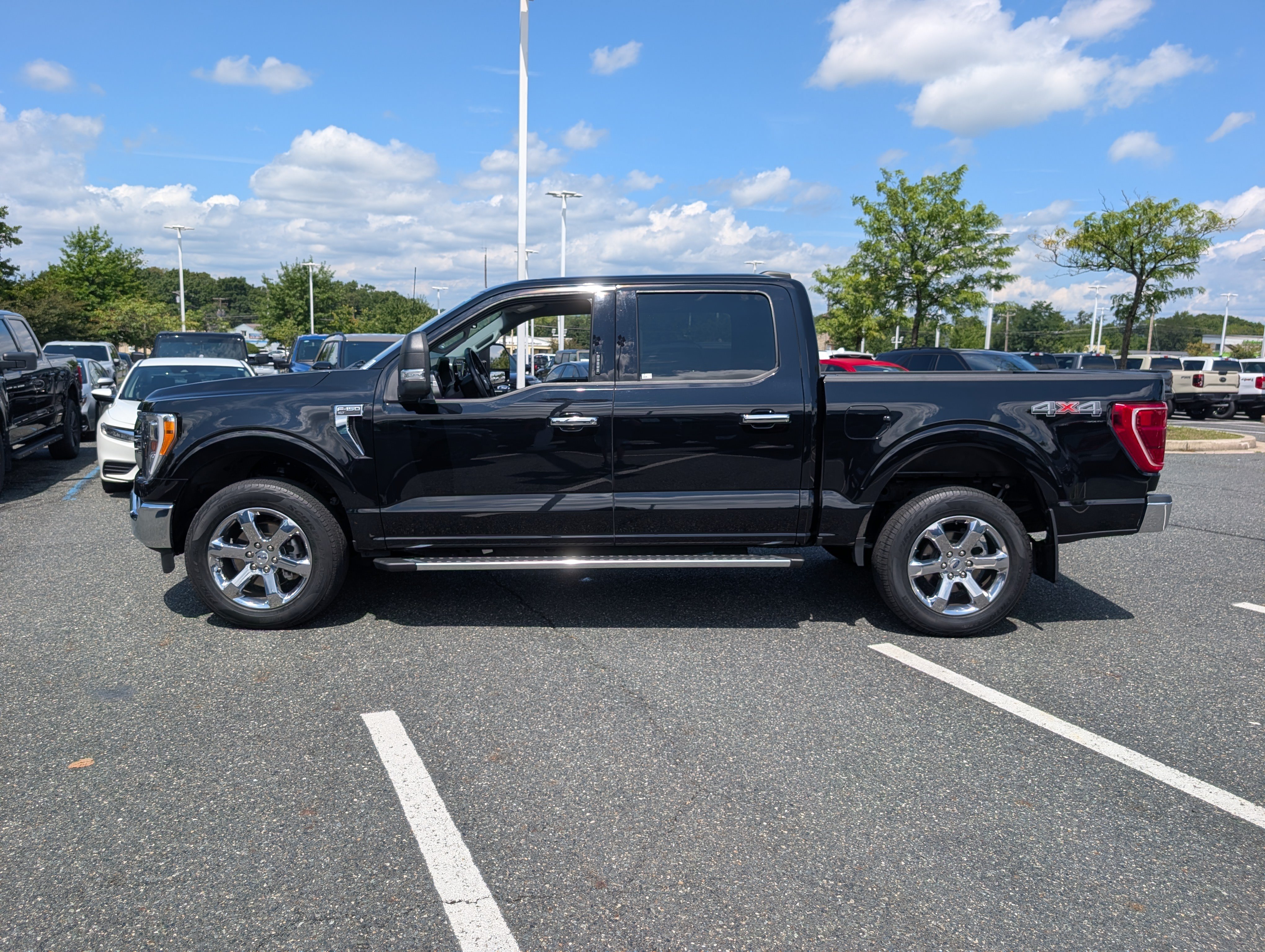 Certified 2022 Ford F150 XLT w/ Equipment Group 302A High AWD/4WD image 6