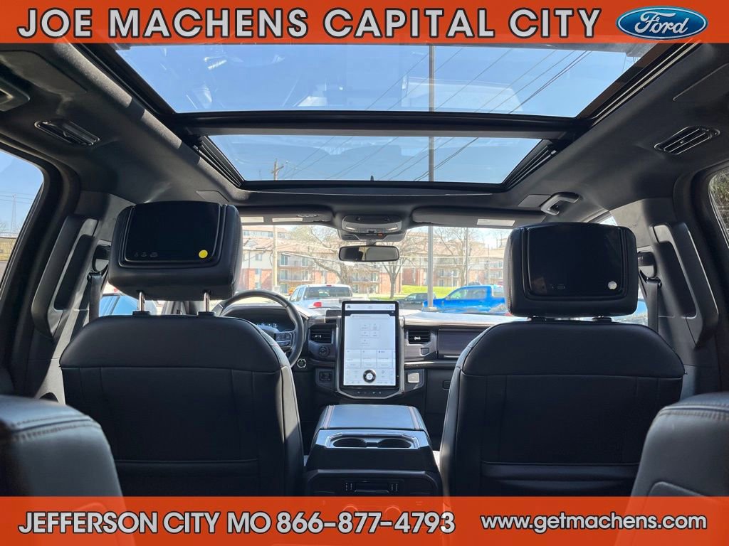 Certified 2022 Ford Expedition Max Platinum image 11