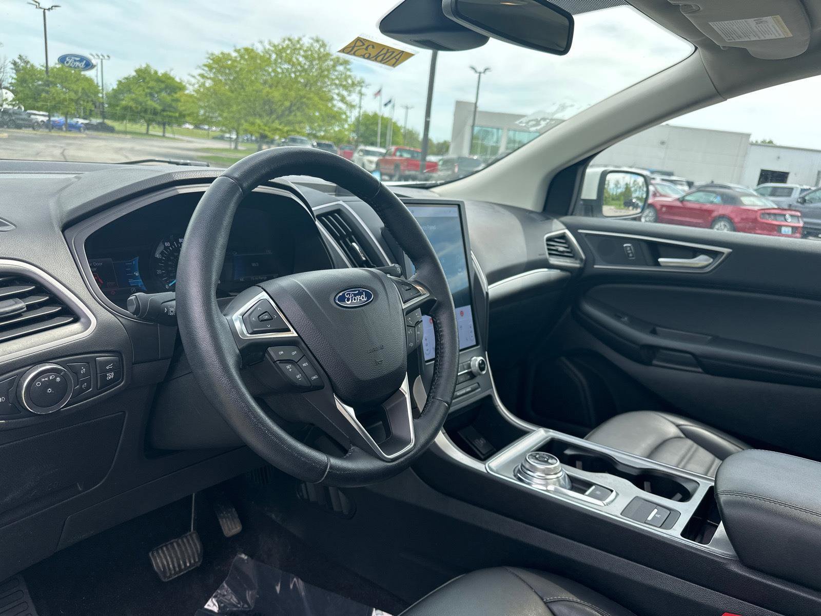 Certified 2022 Ford Edge SEL w/ Convenience Package image 16