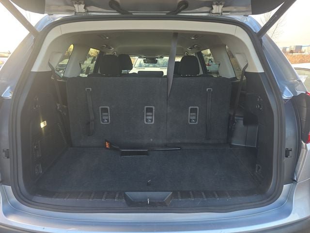 Used 2025 Subaru Ascent Premium AWD/4WD image 17