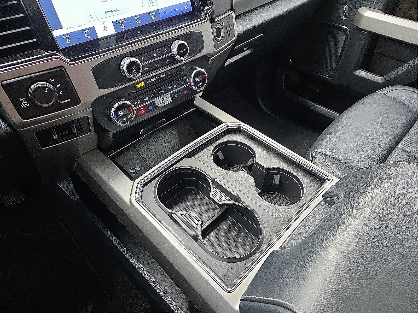 Certified 2022 Ford F350 Lariat w/ Lariat Ultimate Package image 25