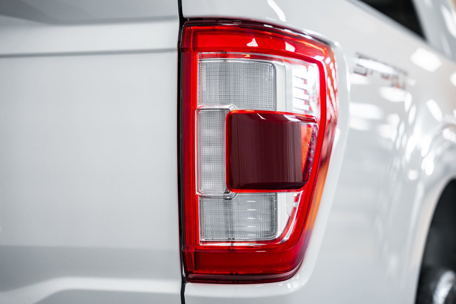 Certified 2023 Ford F150 Lariat w/ Equipment Group 502A High image 22