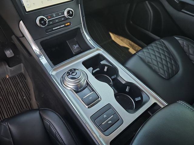 Certified 2024 Ford Edge Titanium AWD/4WD image 22